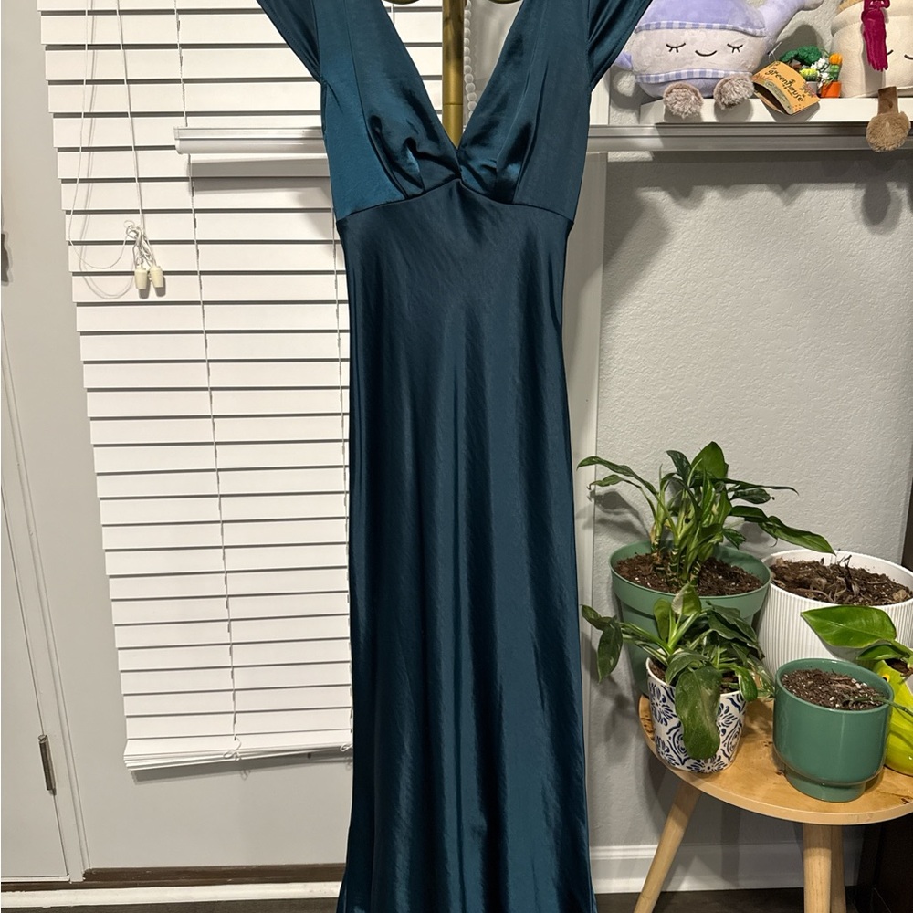 Elegant Teal Evening Gown